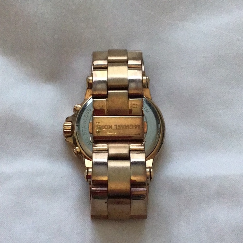 Watch - Picture 2 of 2